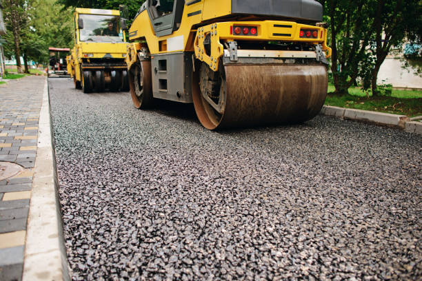 Best Commercial Driveway Paving in Tangerine, FL